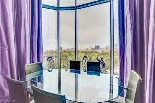 Photo #3: 2082924 Listing 