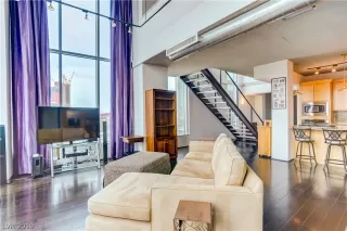 Photo #6: 2082924 Listing 