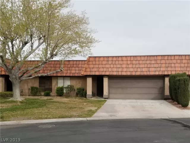 MLS: 2082927 Condo For Sale