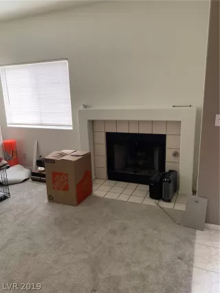 Photo #4: 2082936 Listing 