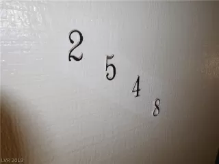 Photo #2: 2082960 Listing