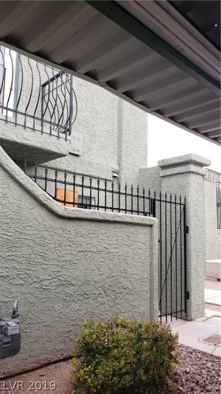 MLS: 2082979 Condo For Sale