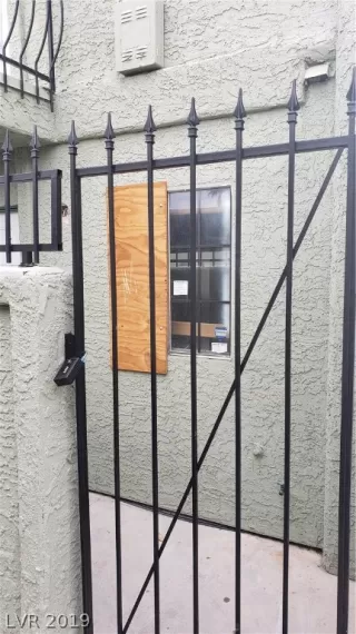 Photo #1: 2082979 Listing