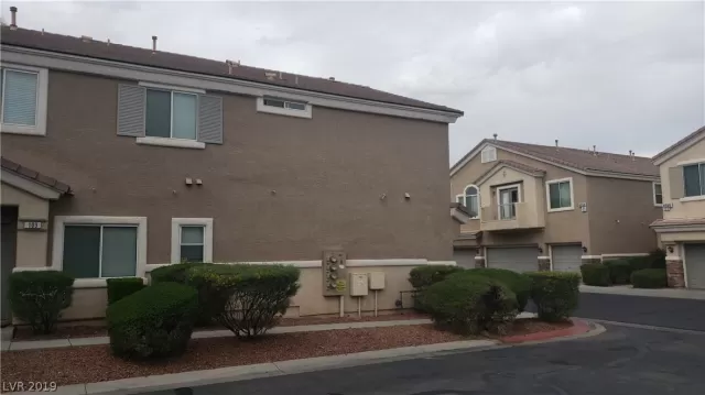 MLS: 2082991 Condo For Sale