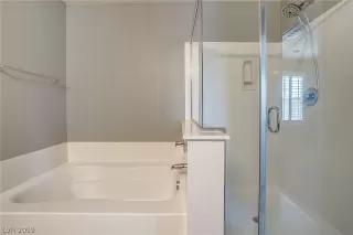 Photo #3: 2082997 Listing 