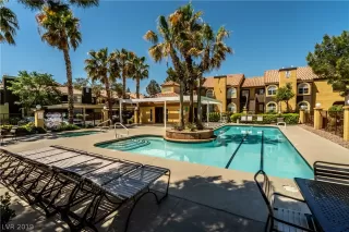 Photo #1: 2083025 Listing 
