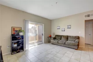 Photo #3: 2083165 Listing 