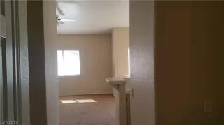 Photo #6: 2083182 Listing 