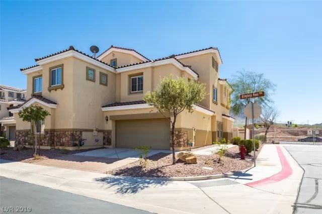 MLS: 2083184 Condo For Sale