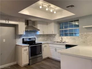 Photo #1: 2083198 Listing 