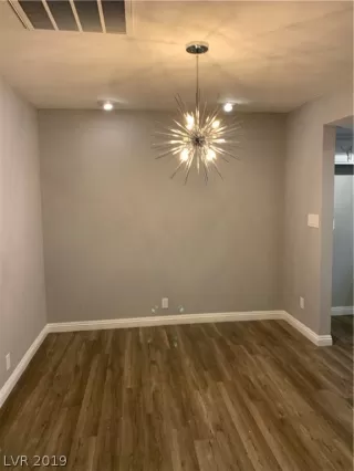 Photo #3: 2083198 Listing 