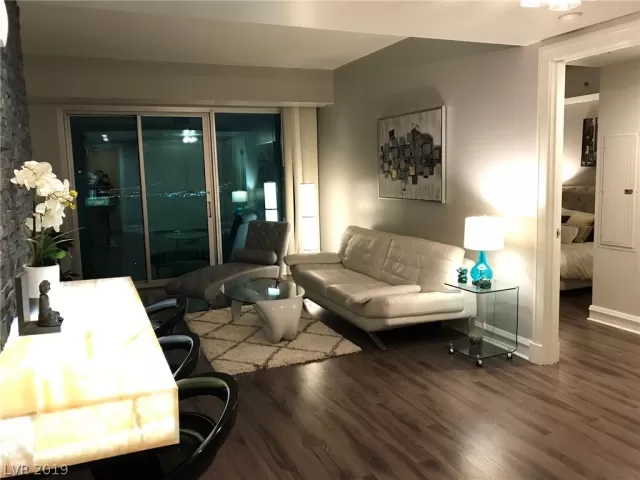 MLS: 2083210 Condo For Sale