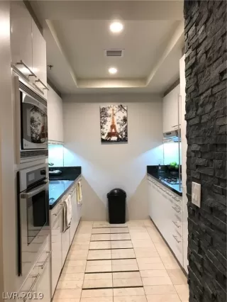 Photo #3: 2083210 Listing 