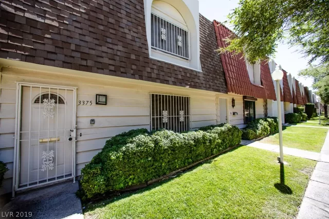 MLS: 2083220 Condo For Sale