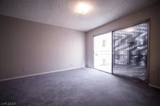 Photo #6: 2083220 Listing 