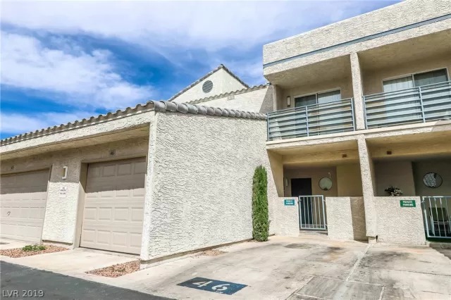 MLS: 2083241 Condo For Sale
