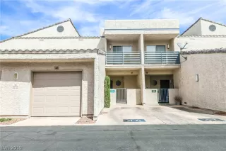 Photo #1: 2083241 Listing