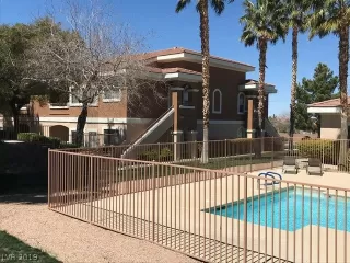 Photo #2: 2083278 Listing 