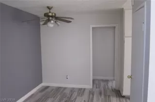 Photo #5: 2083279 Listing