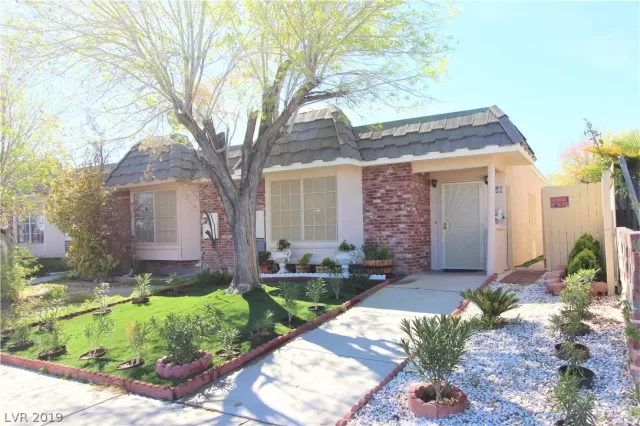 MLS: 2083289 Condo For Sale