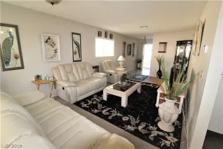 Photo #2: 2083289 Listing 