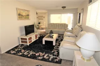 Photo #3: 2083289 Listing 