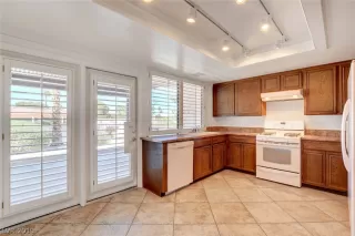 Photo #1: 2083311 Listing