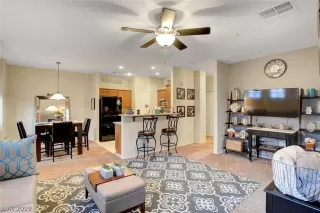 Photo #3: 2083401 Listing 