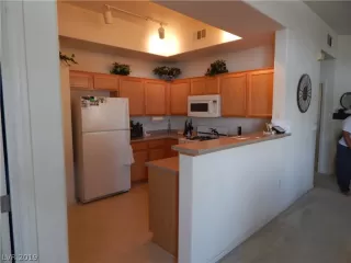 Photo #1: 2083431 Listing 