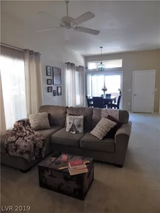 Photo #2: 2083431 Listing 