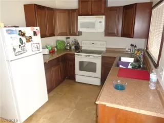 Photo #1: 2083432 Listing 