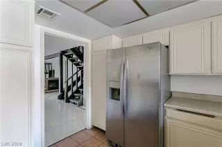 Photo #6: 2083448 Listing 