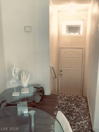 Photo #1: 2083554 Listing 