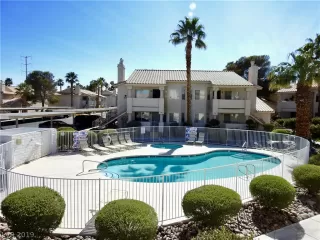 Photo #1: 2083589 Listing 