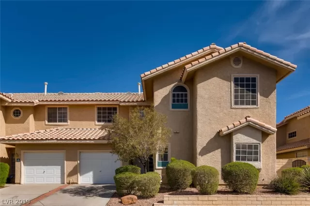 MLS: 2083591 Condo For Sale