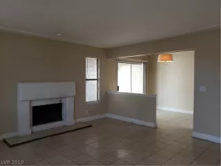 Photo #4: 2083645 Listing 