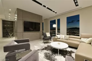 Photo #3: 2083721 Listing 