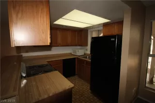 Photo #5: 2083733 Listing 