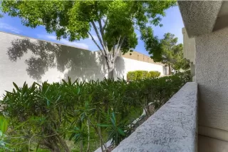 Photo #6: 2083737 Listing 