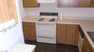 Photo #4: 2083741 Listing 