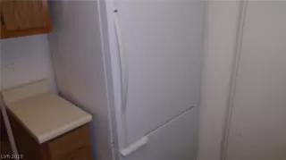 Photo #5: 2083741 Listing 