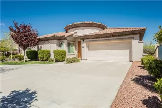 Photo #2: 2083755 Listing