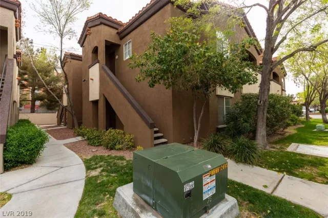 MLS: 2083783 Condo For Sale