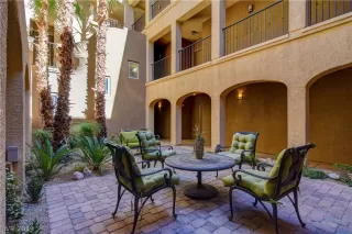 Photo #2: 2083785 Listing 