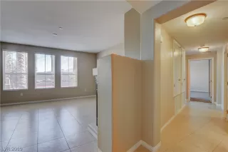 Photo #5: 2083785 Listing 