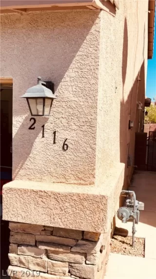 Photo #2: 2083826 Listing 