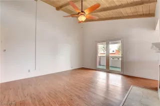 Photo #2: 2083846 Listing 