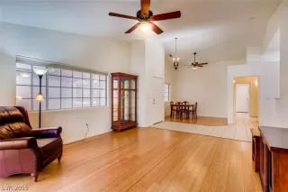 Photo #5: 2083904 Listing 