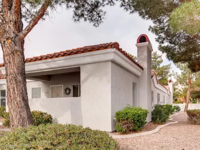 MLS: 2083925 Condo For Sale