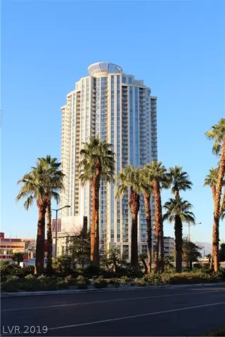 Photo #1: 2083964 Listing 